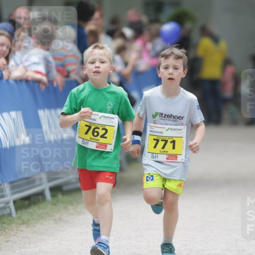 17.05.2025 - Störlauf H.Heesch http://msf.ph/oto/7896295 17.05.2025 14:19:51 Ziel 2025, 762, 2025, 771 meine-sportfotos.de