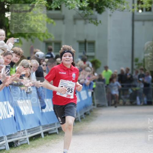 17.05.2025 - Störlauf H.Heesch http://msf.ph/oto/7896370 17.05.2025 14:37:33 Ziel 2025, 95 meine-sportfotos.de