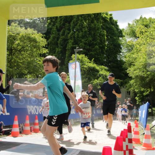 17.05.2025 - Störlauf H.Heesch http://msf.ph/oto/7896734 17.05.2025 13:02:06 Ziel 7112, 7191 meine-sportfotos.de