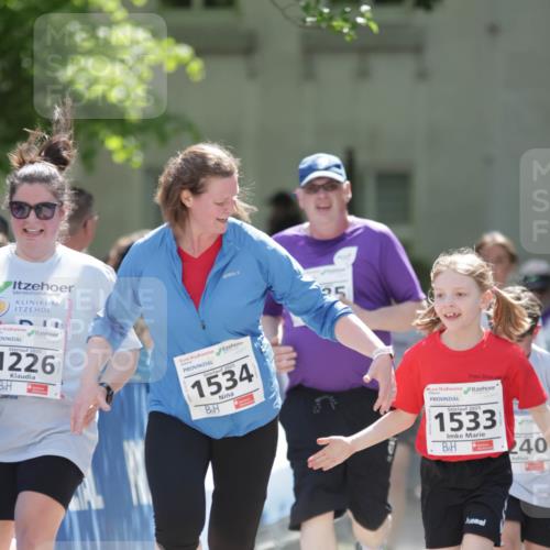 17.05.2025 - Störlauf H.Heesch http://msf.ph/oto/7896743 17.05.2025 14:51:24 Ziel 2025, 1226, 5, 2025, 1534, 35, 2025, 1533, 240 meine-sportfotos.de