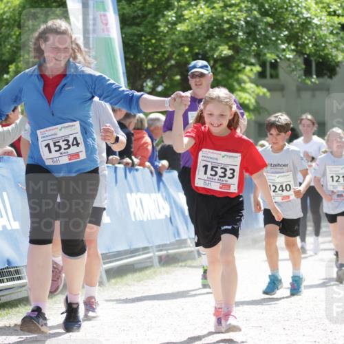 17.05.2025 - Störlauf H.Heesch http://msf.ph/oto/7896764 17.05.2025 14:51:27 Ziel 2025, 1534, 2025, 1533, 240, 1215, 114 meine-sportfotos.de