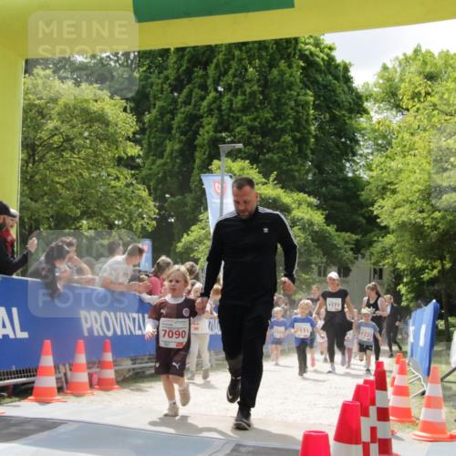 17.05.2025 - Störlauf H.Heesch http://msf.ph/oto/7896865 17.05.2025 13:02:22 Ziel 7090 meine-sportfotos.de
