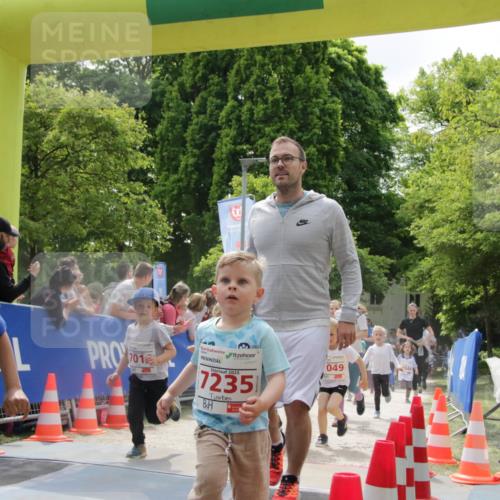 17.05.2025 - Störlauf H.Heesch http://msf.ph/oto/7896983 17.05.2025 13:02:33 Ziel 107, 701, 73, 2025, 7235, 049 meine-sportfotos.de