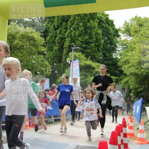 17.05.2025 - Störlauf H.Heesch http://msf.ph/oto/7897007 17.05.2025 13:02:36 Ziel 25, 7046 meine-sportfotos.de