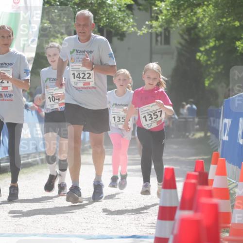 17.05.2025 - Störlauf H.Heesch http://msf.ph/oto/7897046 17.05.2025 14:52:13 Ziel 1036, 142, 10, 1422, 27, 135, 1357 meine-sportfotos.de