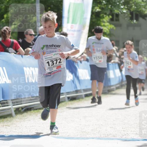 17.05.2025 - Störlauf H.Heesch http://msf.ph/oto/7897129 17.05.2025 14:52:23 Ziel 2025, 1372, 1550, 1567 meine-sportfotos.de