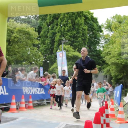 17.05.2025 - Störlauf H.Heesch http://msf.ph/oto/7897145 17.05.2025 13:02:50 Ziel 7274, 275 meine-sportfotos.de