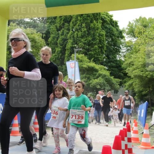 17.05.2025 - Störlauf H.Heesch http://msf.ph/oto/7897178 17.05.2025 13:02:52 Ziel 1275, 036, 7139 meine-sportfotos.de