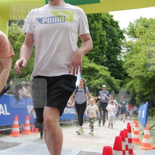 17.05.2025 - Störlauf H.Heesch http://msf.ph/oto/7897263 17.05.2025 13:03:00 Ziel 2911 meine-sportfotos.de