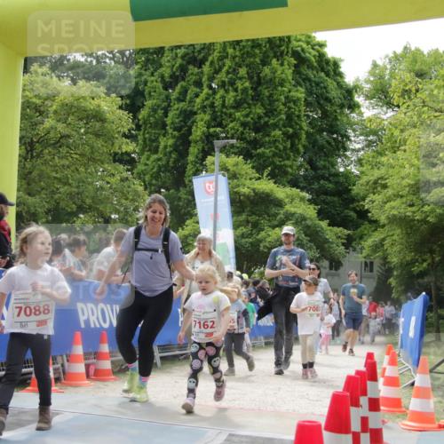 17.05.2025 - Störlauf H.Heesch http://msf.ph/oto/7897274 17.05.2025 13:03:01 Ziel 7088, 7162, 7083 meine-sportfotos.de