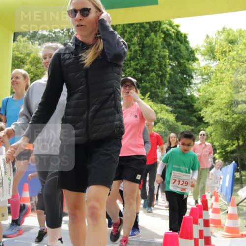 17.05.2025 - Störlauf H.Heesch http://msf.ph/oto/7897399 17.05.2025 13:03:17 Ziel 2025, 7172, 7129 meine-sportfotos.de