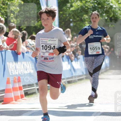 17.05.2025 - Störlauf H.Heesch http://msf.ph/oto/7897632 17.05.2025 14:41:51 Ziel 2025, 1094, 1059 meine-sportfotos.de