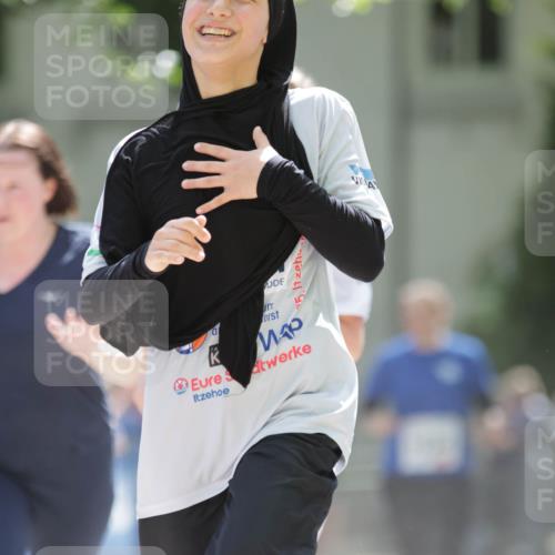 17.05.2025 - Störlauf H.Heesch http://msf.ph/oto/7898114 17.05.2025 14:56:22 Ziel 5 meine-sportfotos.de