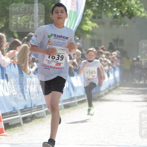 17.05.2025 - Störlauf H.Heesch http://msf.ph/oto/7898385 17.05.2025 14:43:56 Ziel 2025, 1639, 28, 1565 meine-sportfotos.de