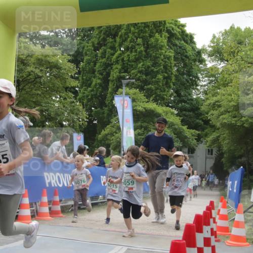 17.05.2025 - Störlauf H.Heesch http://msf.ph/oto/7898700 17.05.2025 13:17:30 Ziel 1365, 6076, 6059 meine-sportfotos.de