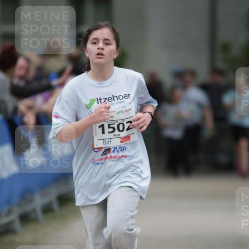 17.05.2025 - Störlauf H.Heesch http://msf.ph/oto/7898798 17.05.2025 15:00:12 Ziel 2025, 1502 meine-sportfotos.de