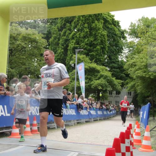 17.05.2025 - Störlauf H.Heesch http://msf.ph/oto/7899095 17.05.2025 13:43:14 Ziel 13 meine-sportfotos.de