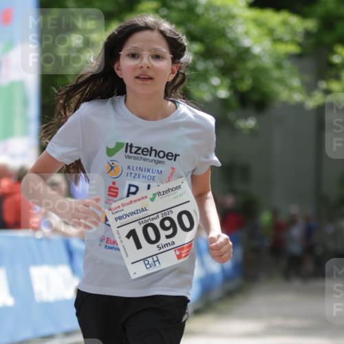 17.05.2025 - Störlauf H.Heesch http://msf.ph/oto/7899305 17.05.2025 15:04:15 Ziel 14, 15, 2025, 1090 meine-sportfotos.de