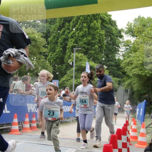 17.05.2025 - Störlauf H.Heesch http://msf.ph/oto/7899428 17.05.2025 13:44:57 Ziel 22, 20, 250, 264, 23 meine-sportfotos.de