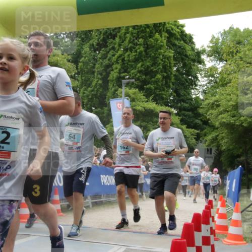 17.05.2025 - Störlauf H.Heesch http://msf.ph/oto/7899614 17.05.2025 13:45:31 Ziel 2025, 142, 3, 64, 162, 102, 121, 125 meine-sportfotos.de