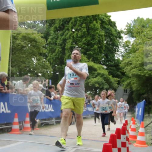 17.05.2025 - Störlauf H.Heesch http://msf.ph/oto/7899640 17.05.2025 13:45:33 Ziel 103 meine-sportfotos.de