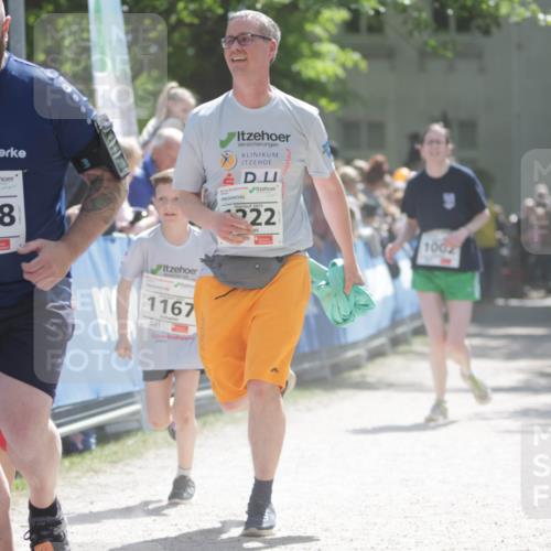 17.05.2025 - Störlauf H.Heesch http://msf.ph/oto/7899707 17.05.2025 14:47:42 Ziel 2025, 1058, 20, 22, 1167, 1002 meine-sportfotos.de