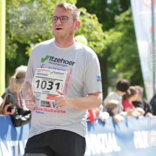 17.05.2025 - Störlauf H.Heesch http://msf.ph/oto/7899803 17.05.2025 14:48:10 Ziel 2025, 1031, 14, 15 meine-sportfotos.de
