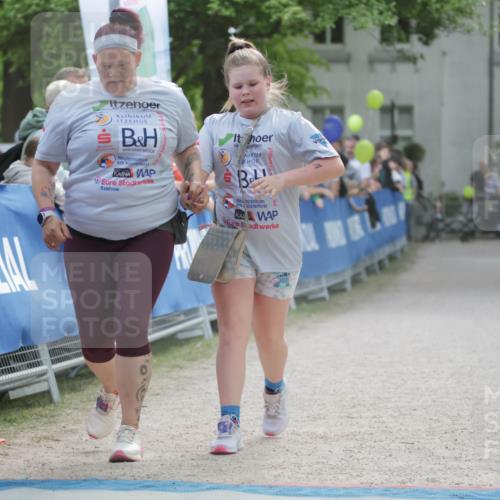 17.05.2025 - Störlauf H.Heesch http://msf.ph/oto/7899844 17.05.2025 15:12:00 Ziel  meine-sportfotos.de