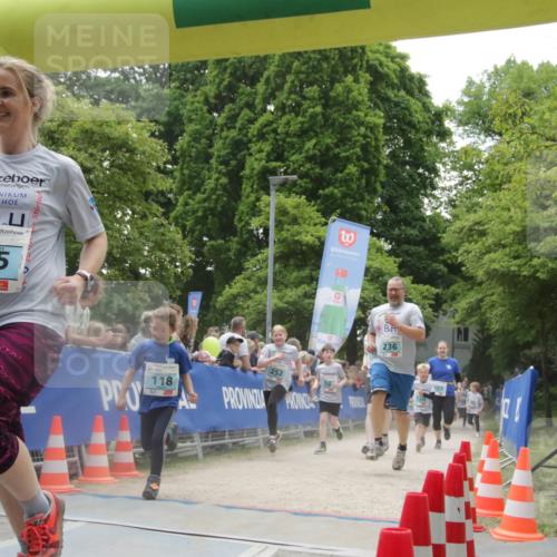 17.05.2025 - Störlauf H.Heesch http://msf.ph/oto/7899848 17.05.2025 13:46:14 Ziel 2025, 105, 509, 118, 236, 107 meine-sportfotos.de