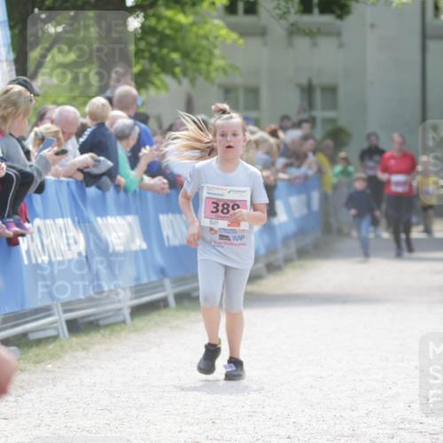 17.05.2025 - Störlauf H.Heesch http://msf.ph/oto/7899990 17.05.2025 14:00:23 Ziel 380 meine-sportfotos.de