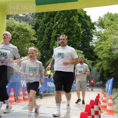 17.05.2025 - Störlauf H.Heesch http://msf.ph/oto/7899995 17.05.2025 13:46:58 Ziel 302, 300, 301, 266 meine-sportfotos.de