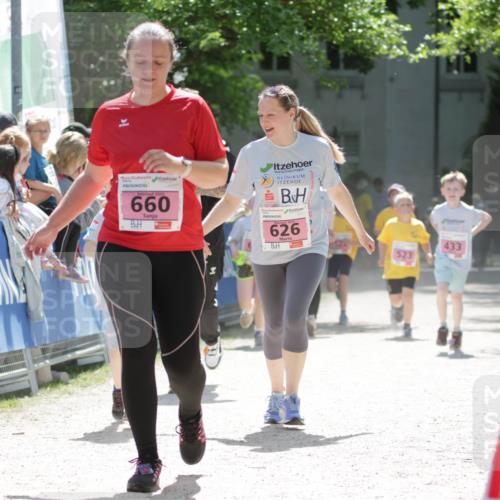 17.05.2025 - Störlauf H.Heesch http://msf.ph/oto/7900042 17.05.2025 14:00:35 Ziel 660, 626, 523, 433 meine-sportfotos.de