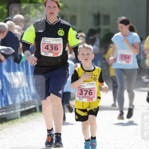 17.05.2025 - Störlauf H.Heesch http://msf.ph/oto/7900146 17.05.2025 14:01:13 Ziel 2025, 436, 2025, 376, 594, 679 meine-sportfotos.de