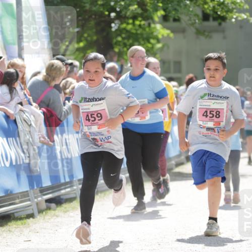 17.05.2025 - Störlauf H.Heesch http://msf.ph/oto/7900381 17.05.2025 14:02:08 Ziel 459, 5, 458 meine-sportfotos.de
