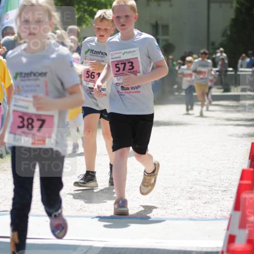 17.05.2025 - Störlauf H.Heesch http://msf.ph/oto/7900503 17.05.2025 14:02:23 Ziel 2025, 7, 33, 387, 567, 573 meine-sportfotos.de
