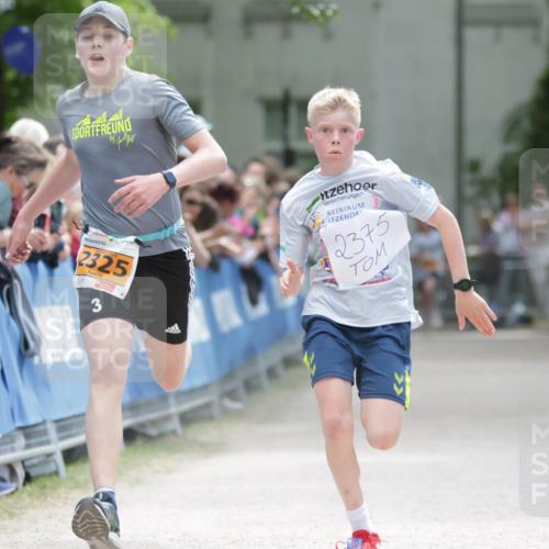 17.05.2025 - Störlauf H.Heesch http://msf.ph/oto/7900506 17.05.2025 15:23:51 Ziel 2325, 3, 2375 meine-sportfotos.de