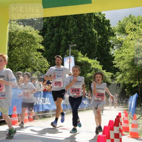 17.05.2025 - Störlauf H.Heesch http://msf.ph/oto/7900523 17.05.2025 13:57:00 Ziel 675, 669, 440 meine-sportfotos.de