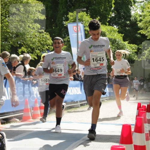 17.05.2025 - Störlauf H.Heesch http://msf.ph/oto/7900569 17.05.2025 14:48:52 Ziel 2025, 1469, 1403, 1649, 2025, 1645, 1402 meine-sportfotos.de