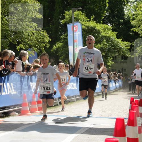 17.05.2025 - Störlauf H.Heesch http://msf.ph/oto/7900615 17.05.2025 14:49:42 Ziel 1382, 562, 199, 13811, 1301, 1052 meine-sportfotos.de