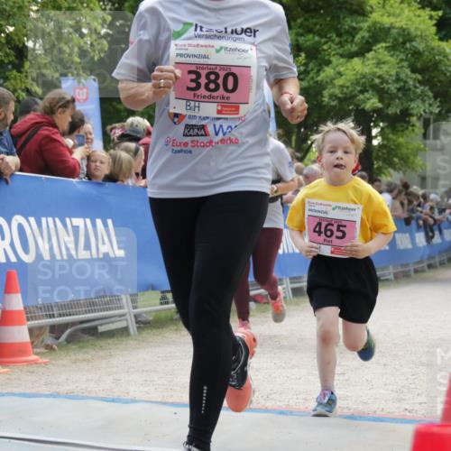 17.05.2025 - Störlauf H.Heesch http://msf.ph/oto/7900715 17.05.2025 13:58:53 Ziel 2025, 380, 2025, 465, 553 meine-sportfotos.de
