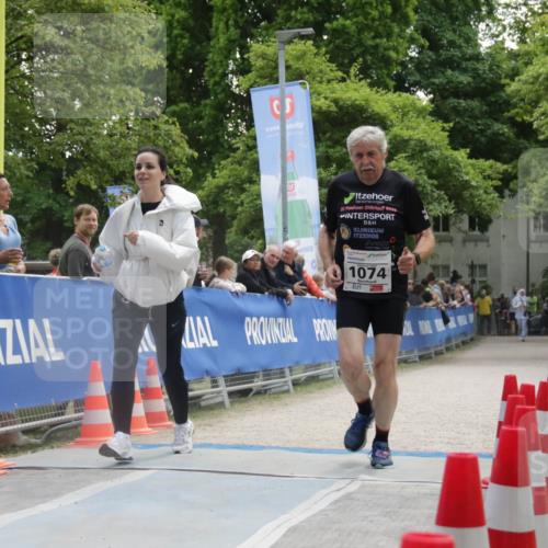 17.05.2025 - Störlauf H.Heesch http://msf.ph/oto/7901309 17.05.2025 14:55:06 Ziel 1998, 10, 1074 meine-sportfotos.de