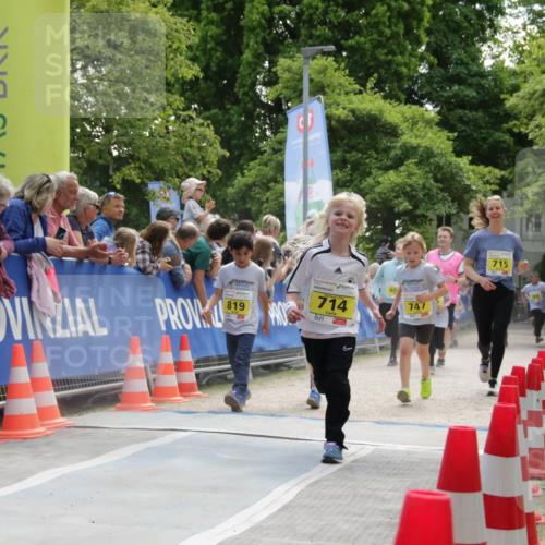 17.05.2025 - Störlauf H.Heesch http://msf.ph/oto/7901522 17.05.2025 14:13:16 Ziel 819, 90, 714, 747, 715 meine-sportfotos.de