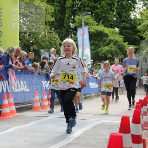 17.05.2025 - Störlauf H.Heesch http://msf.ph/oto/7901532 17.05.2025 14:13:17 Ziel 2025, 714, 819, 747, 715 meine-sportfotos.de