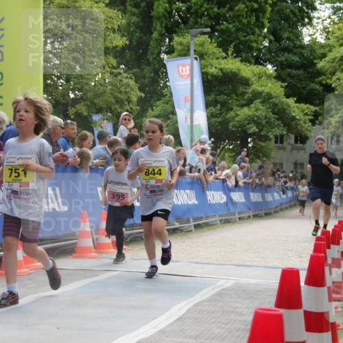 17.05.2025 - Störlauf H.Heesch http://msf.ph/oto/7901592 17.05.2025 14:13:22 Ziel 751, 395, 844, 3 meine-sportfotos.de