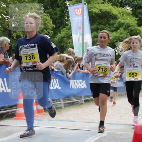 17.05.2025 - Störlauf H.Heesch http://msf.ph/oto/7901646 17.05.2025 14:14:06 Ziel 736, 718, 98, 952, 820 meine-sportfotos.de