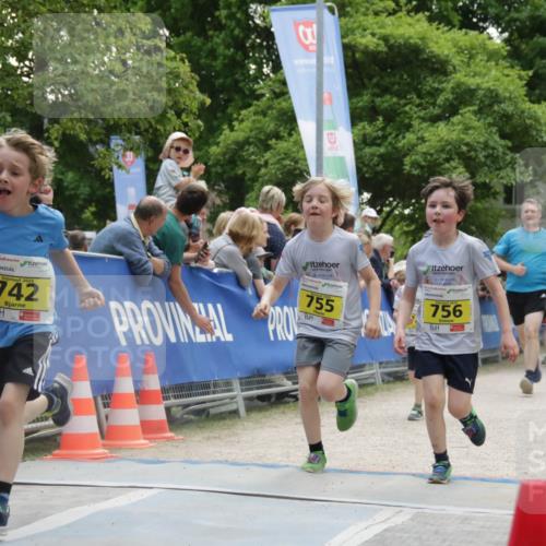 17.05.2025 - Störlauf H.Heesch http://msf.ph/oto/7901676 17.05.2025 14:14:20 Ziel 2025, 742, 755, 756 meine-sportfotos.de