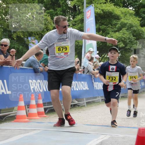 17.05.2025 - Störlauf H.Heesch http://msf.ph/oto/7901732 17.05.2025 14:14:44 Ziel 2025, 879, 732, 765 meine-sportfotos.de