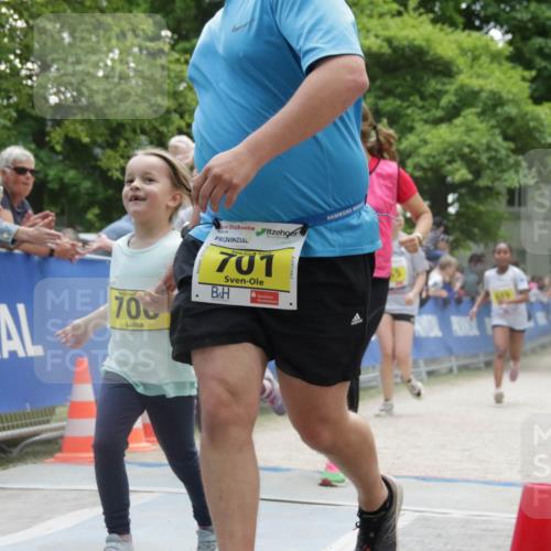 17.05.2025 - Störlauf H.Heesch http://msf.ph/oto/7901774 17.05.2025 14:15:11 Ziel 700, 25, 701 meine-sportfotos.de