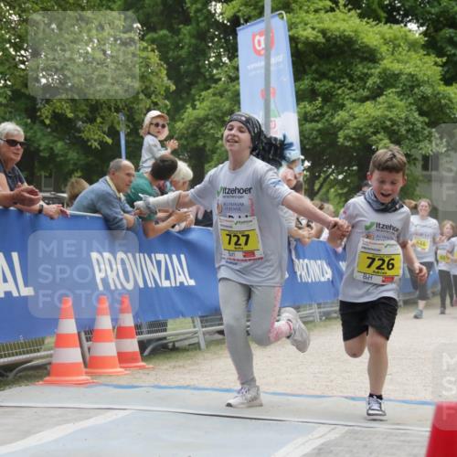 17.05.2025 - Störlauf H.Heesch http://msf.ph/oto/7901791 17.05.2025 14:15:15 Ziel 727, 1998, 201, 46, 954, 975, 689, 726 meine-sportfotos.de