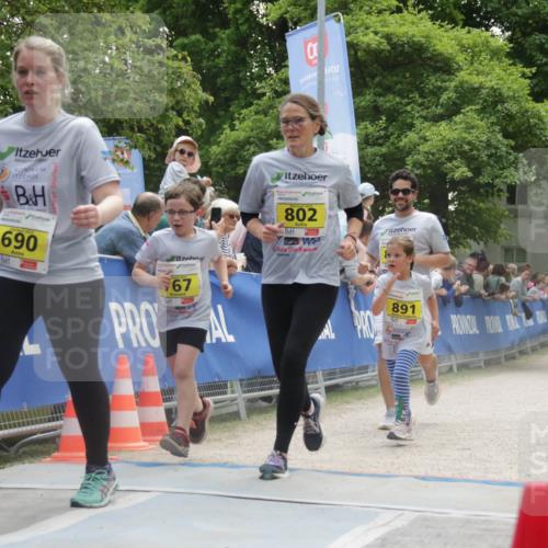 17.05.2025 - Störlauf H.Heesch http://msf.ph/oto/7901822 17.05.2025 14:15:31 Ziel 690, 1998, 802, 67, 891 meine-sportfotos.de